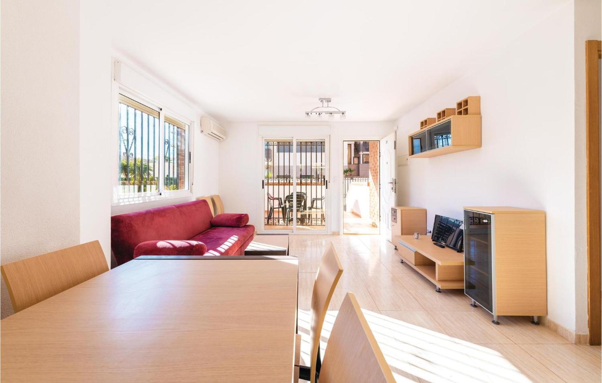 Amazing Apartment In Oropesa Del Mar With Kitchen Exteriör bild