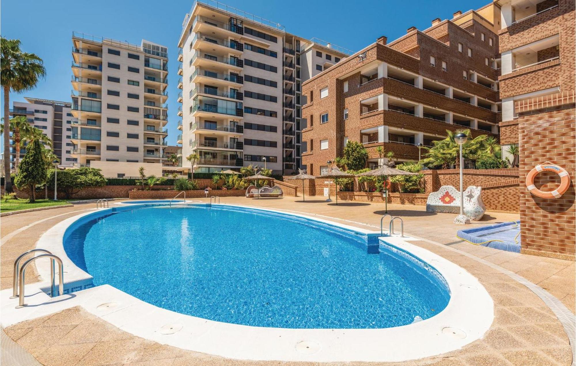Amazing Apartment In Oropesa Del Mar With Kitchen Exteriör bild